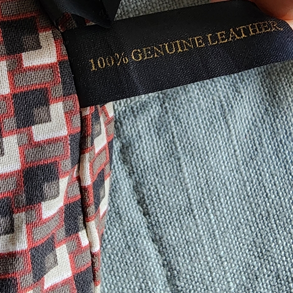 Etienne: (collection privee) Silver Leather Bag - Picture 12 of 16